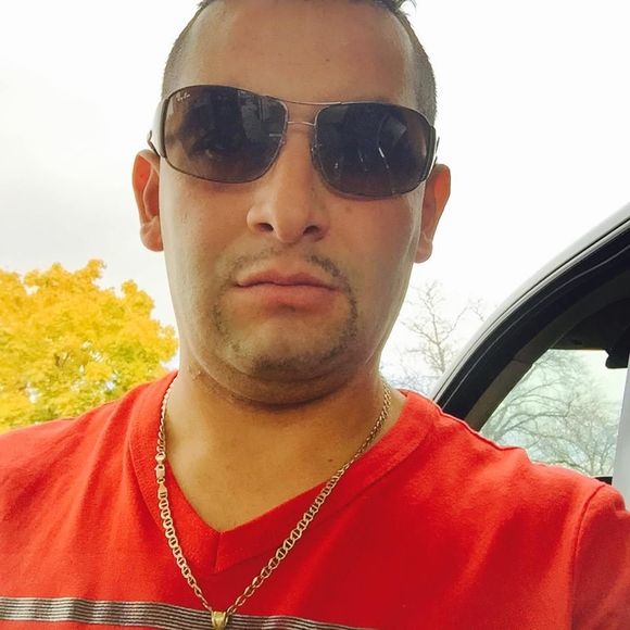 Meet your Posher, Ruben - Picture 1 of 1